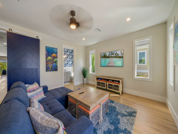 Exquisite 4 Bedroom Vacation Rental with Great Amenities
